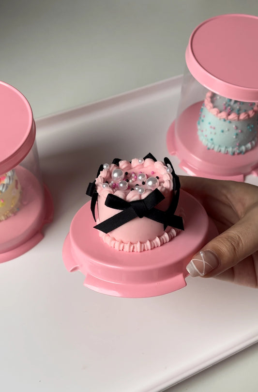 Black Velvet Pink Cake Squishy