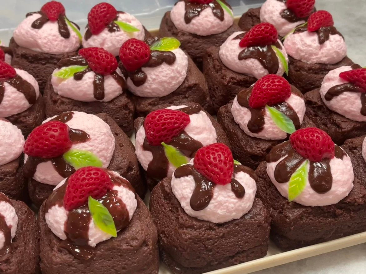 Strawberry Brownie Squishy